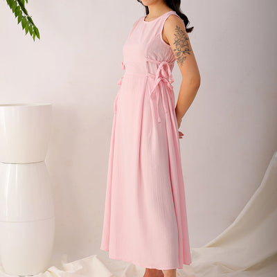 Women's Pink Flare Textured Round Neck Midi Dress