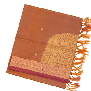 Peach Handloom Silk Cotton Saree With Peacock Corner Buttas