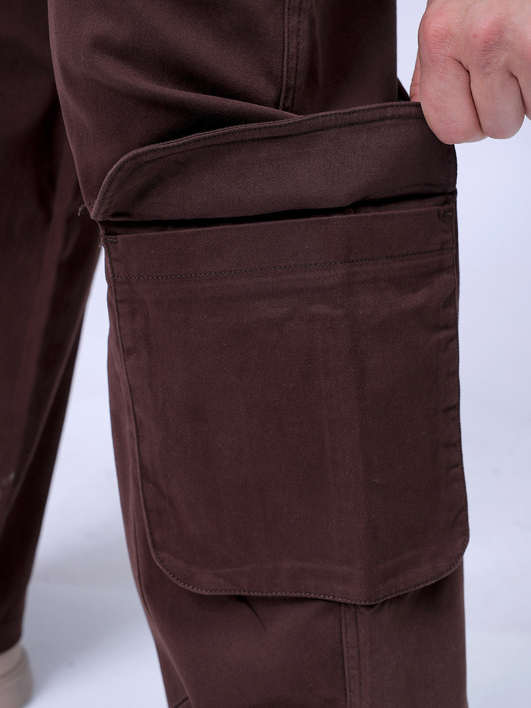 Men's Brown Relaxed Fit Solid Cargo