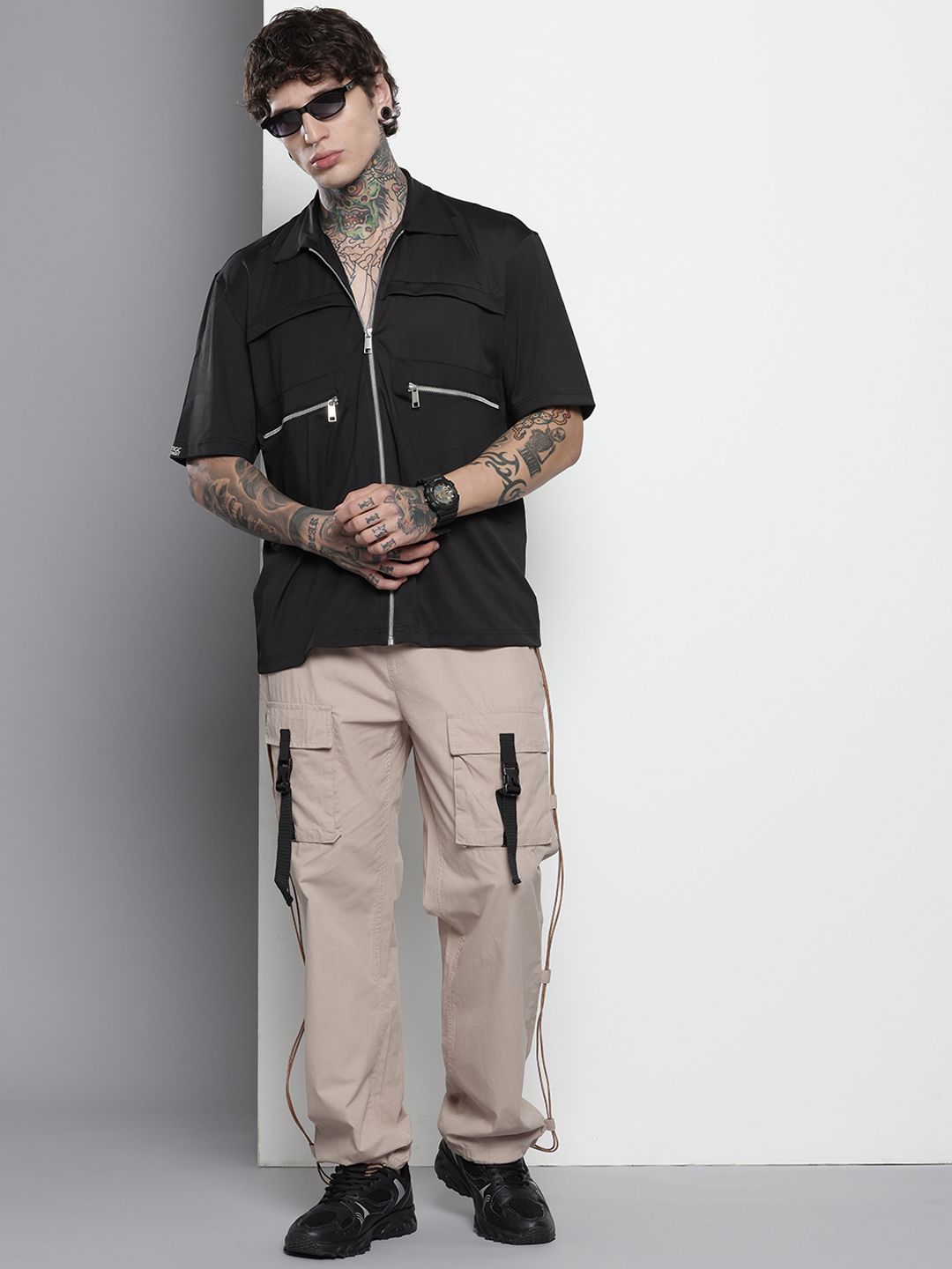 Men's Black Boxy Solid Street Wear Shirt