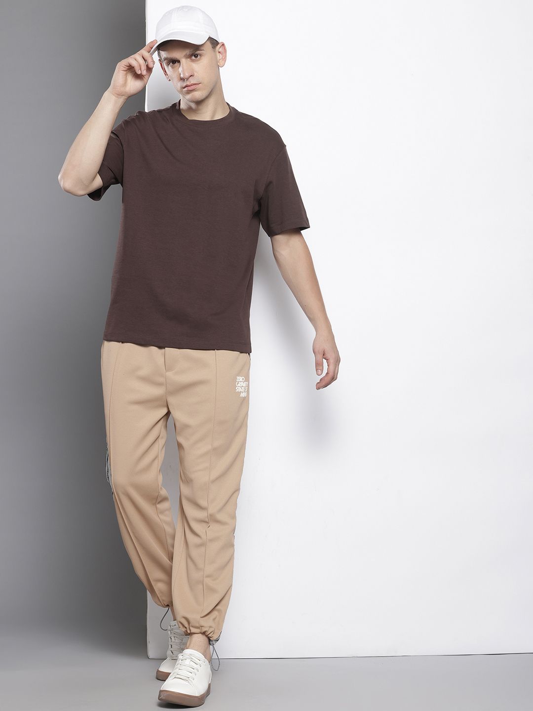 Men's Brown Relaxed Fit Printed Wide Leg Joggers