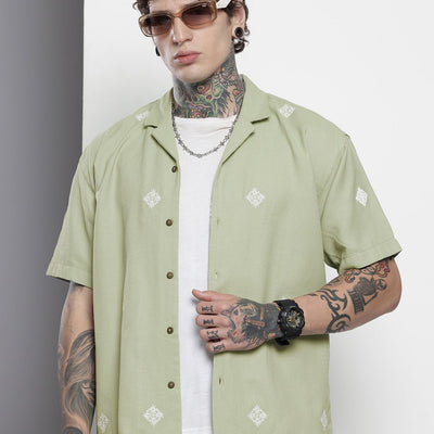 Men's Green Relaxed Fit Solid Resort Wear Shirt