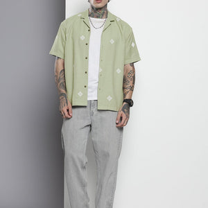 Men's Green Relaxed Fit Solid Resort Wear Shirt