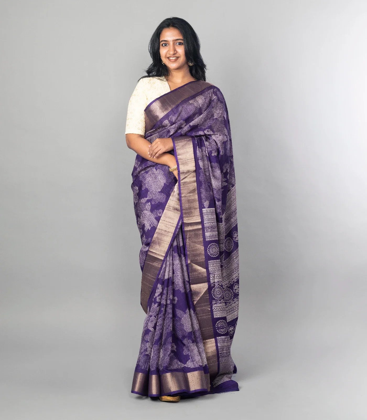 Violet Woven Dola Synthetic Saree Printed With Abstract Motifs