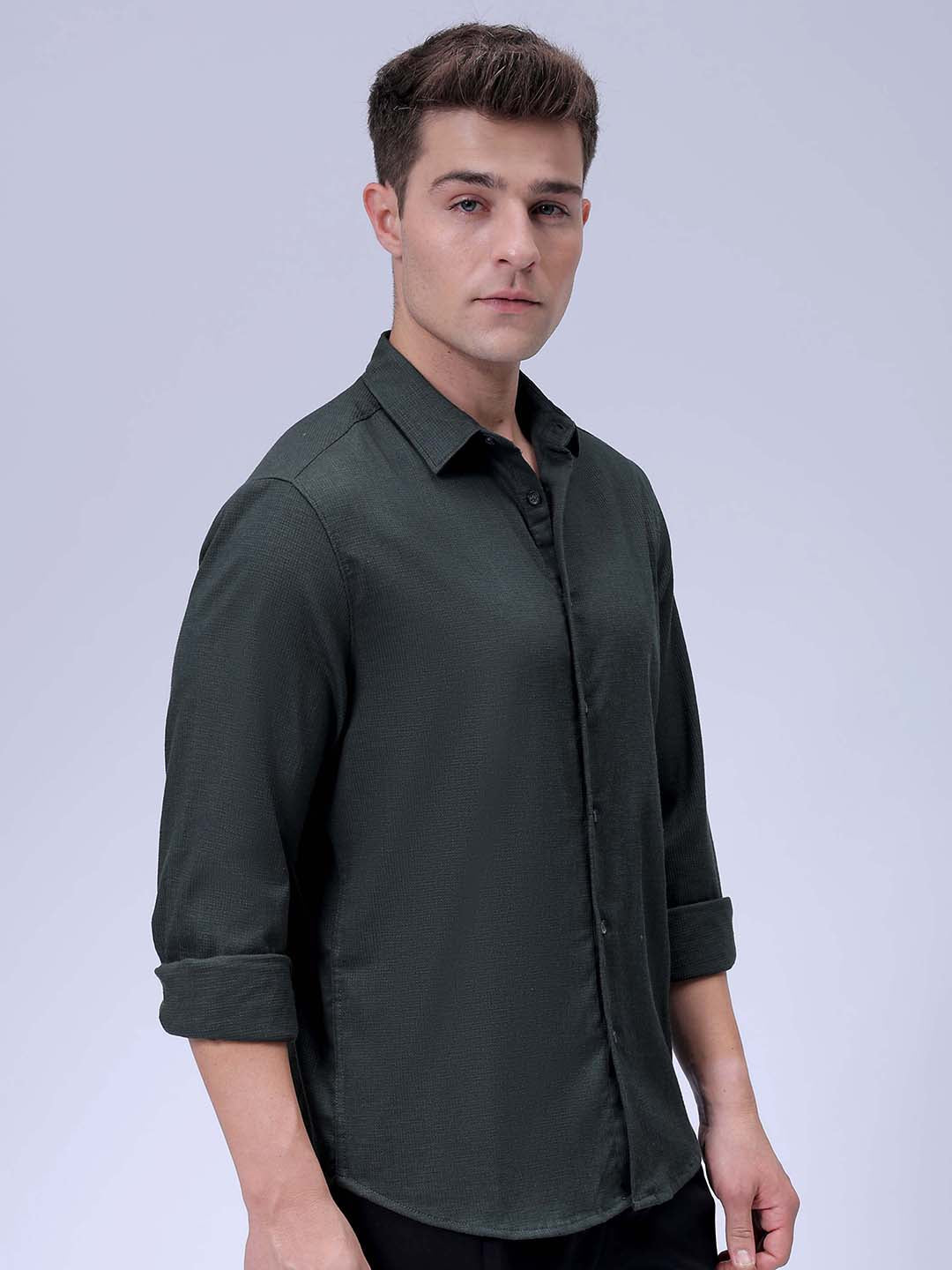 Men's Green Slim Fit Solid Dobby Textured Corduroy Casual Shirt
