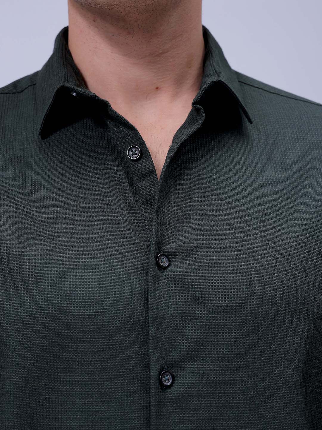 Men's Green Slim Fit Solid Dobby Textured Corduroy Casual Shirt