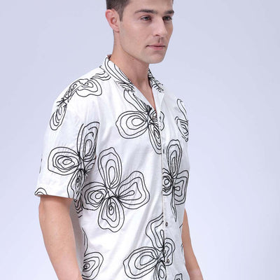 Men's Beige Relaxed Fit Embroidered Textured Resortwear Shirt