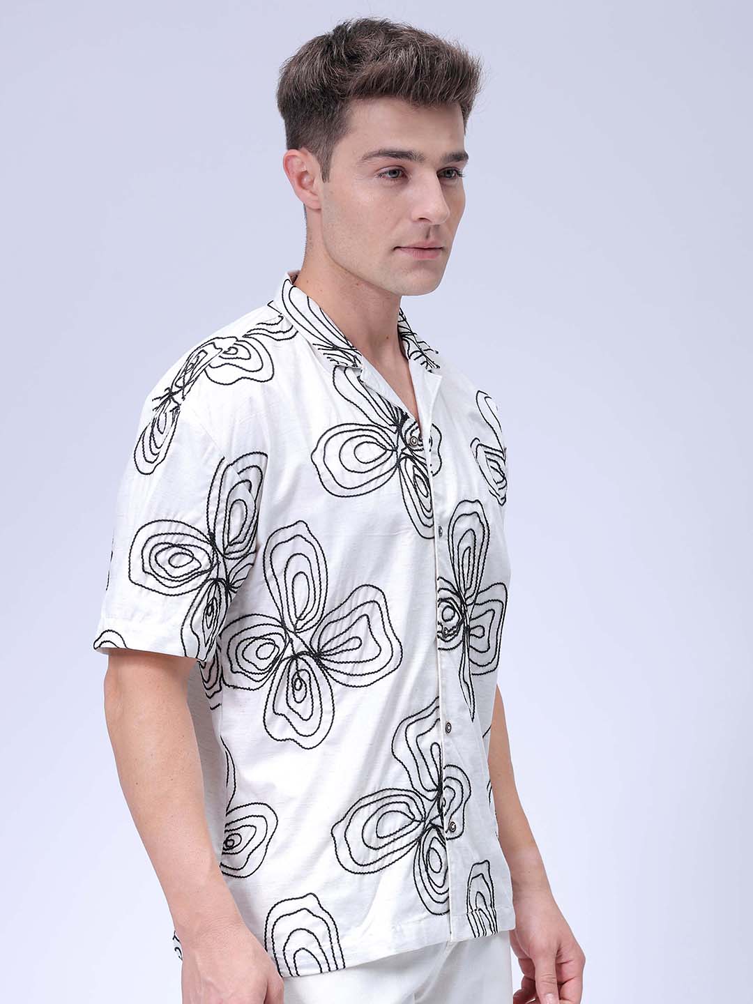 Men's Beige Relaxed Fit Embroidered Textured Resortwear Shirt