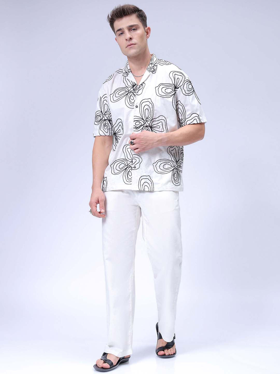 Men's Beige Relaxed Fit Embroidered Textured Resortwear Shirt