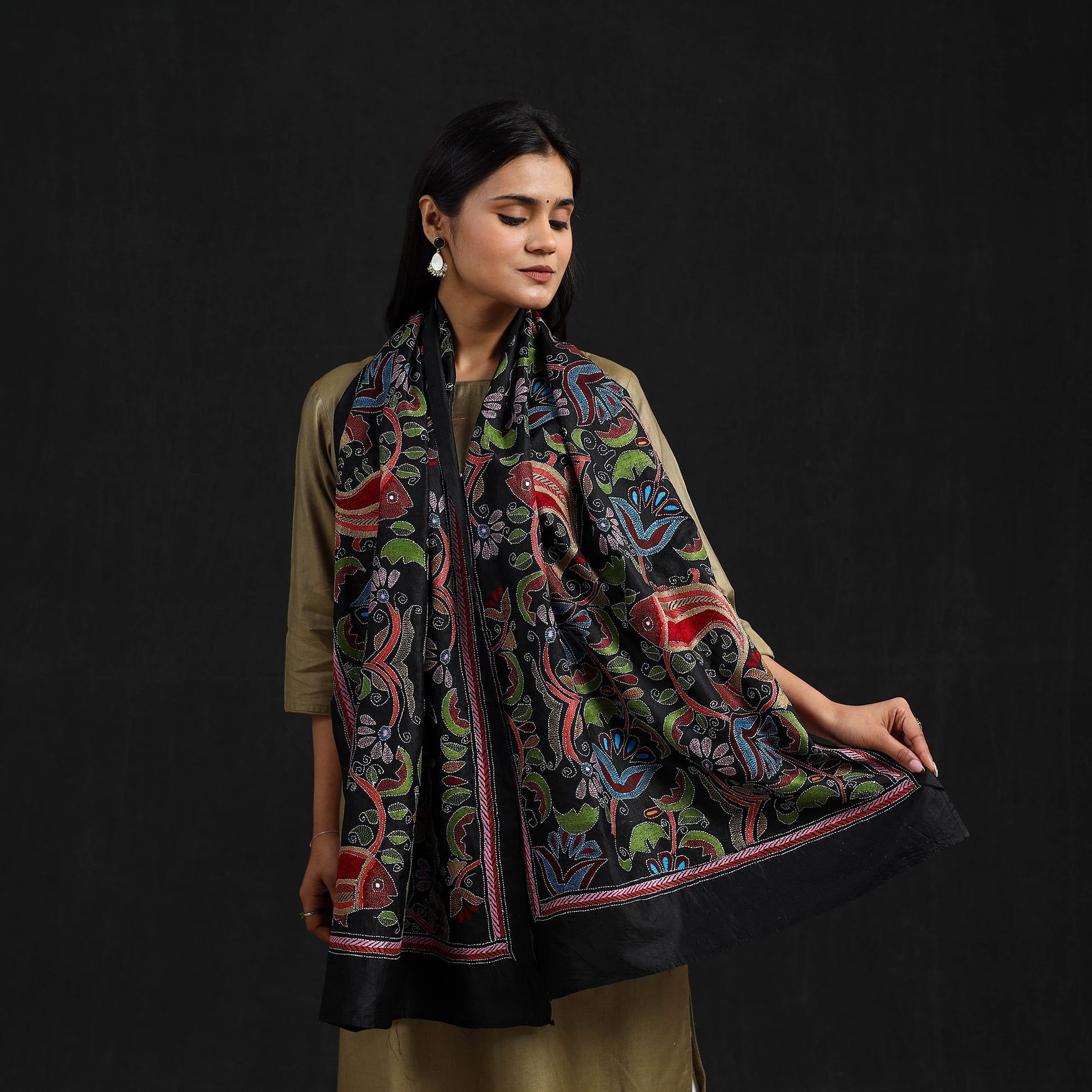 Black - Handloom Silk Bengal Kantha Work Stole 34