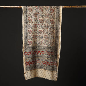 Beige - Pedana Block Print Chanderi Silk Kalamkari Stole 01