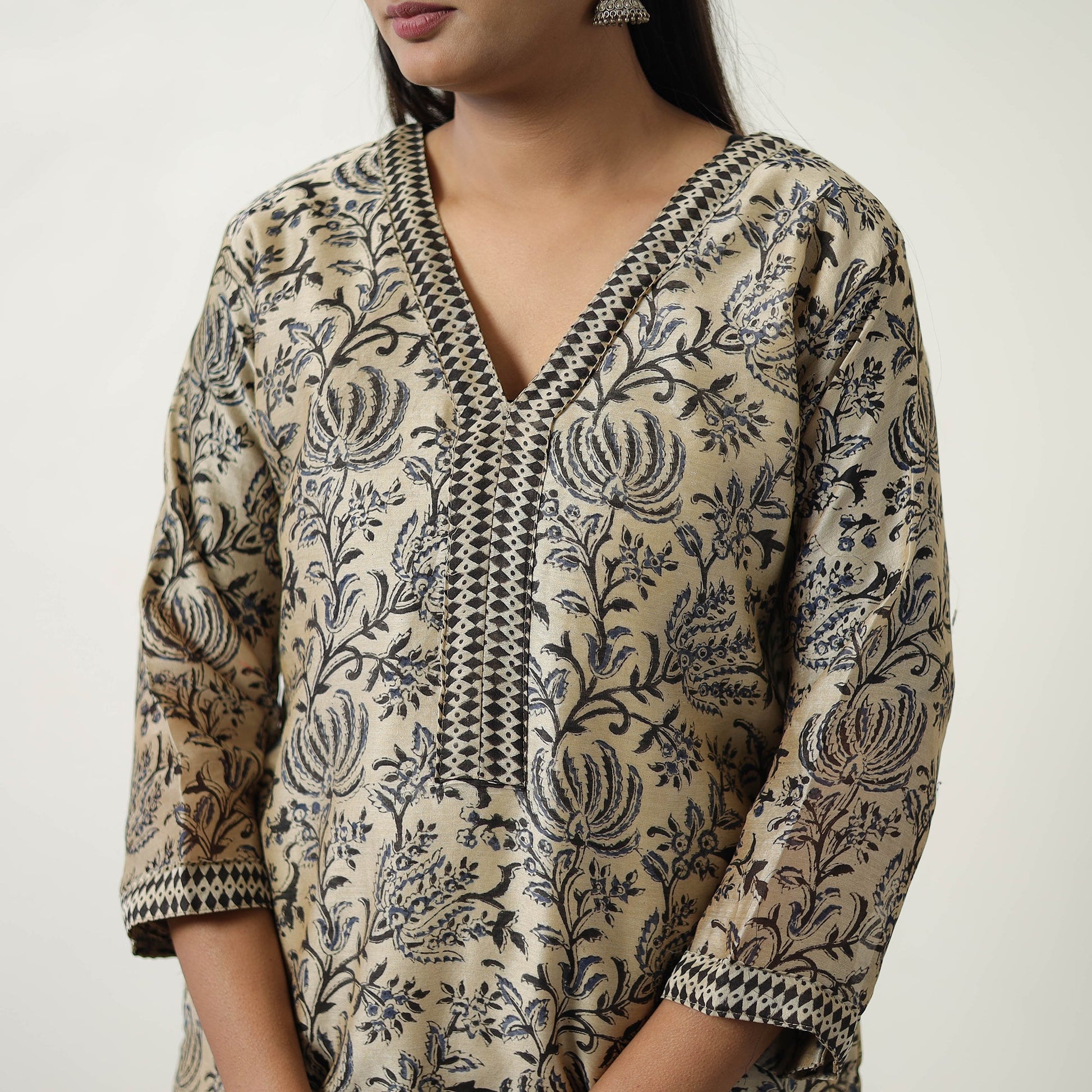 Beige - Chanderi Silk Hand Block Bagru Print Kurta Set 05