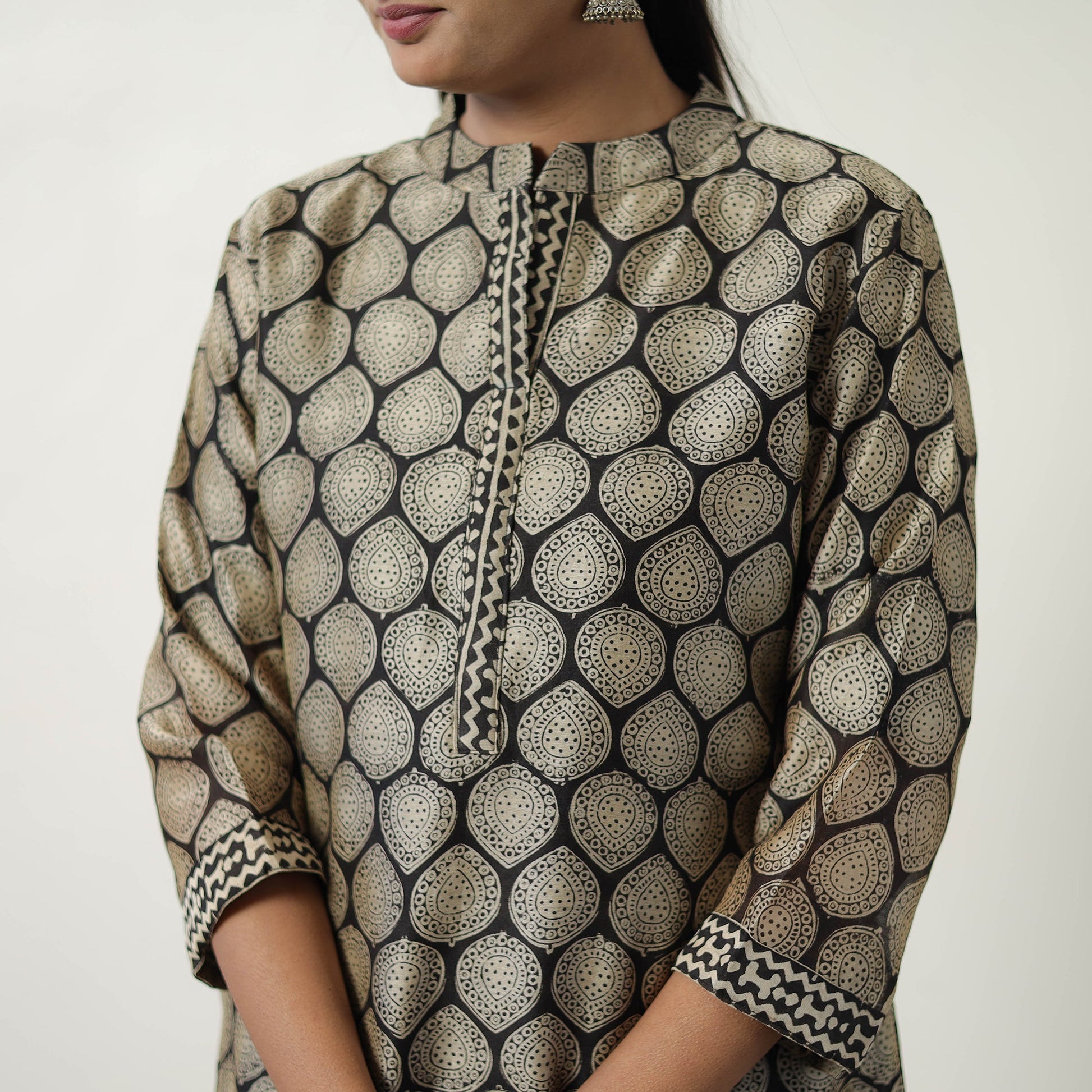 Beige - Chanderi Silk Hand Block Bagru Print Kurta Set 08