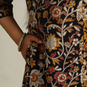 Black - Printed Cotton A-Line Kalamkari Kurta 07