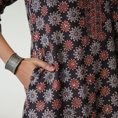 Black - Block Printed Cotton Straight Ajrakh Kurta 24
