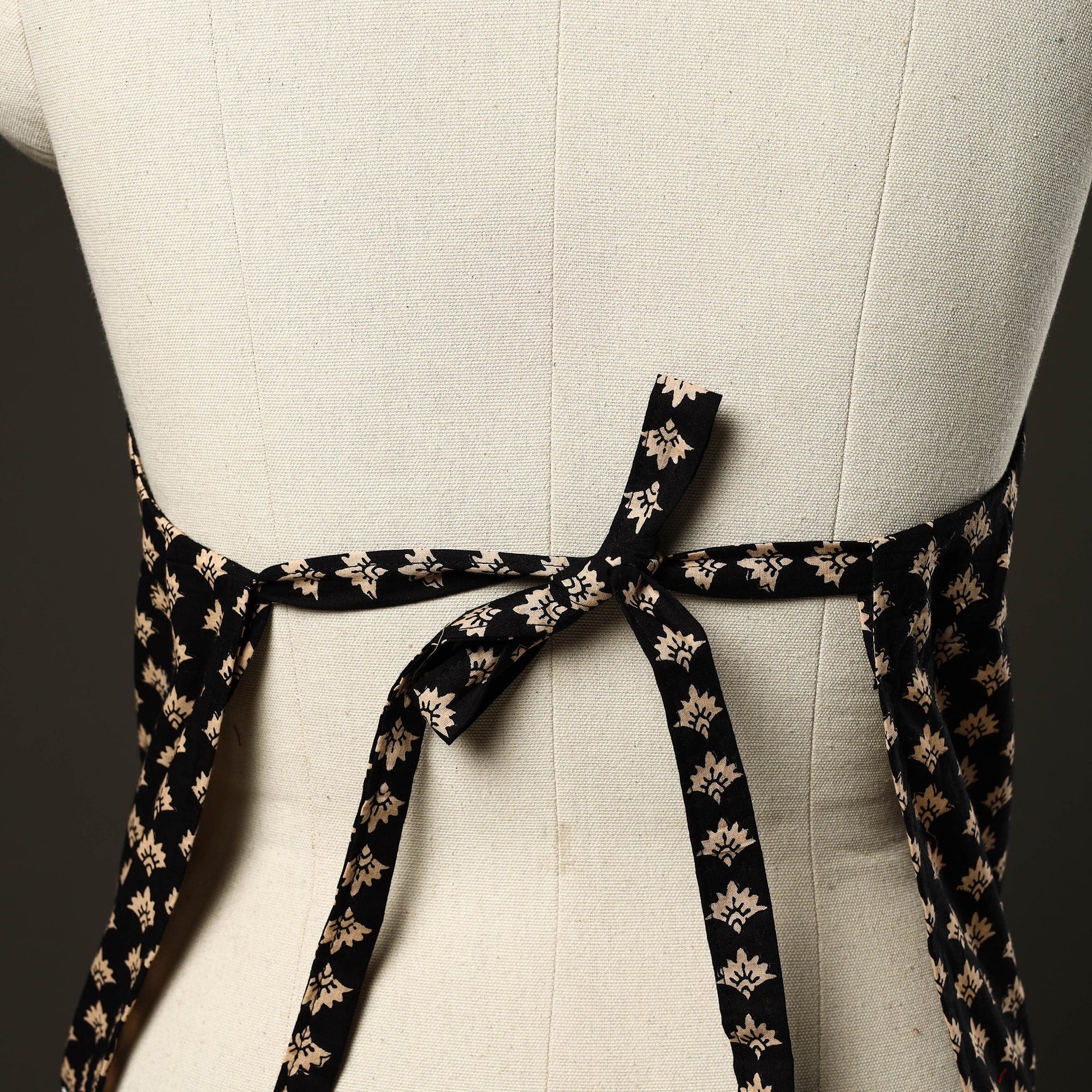Black - Sanganeri Block Print Cotton Apron with Pocket 03