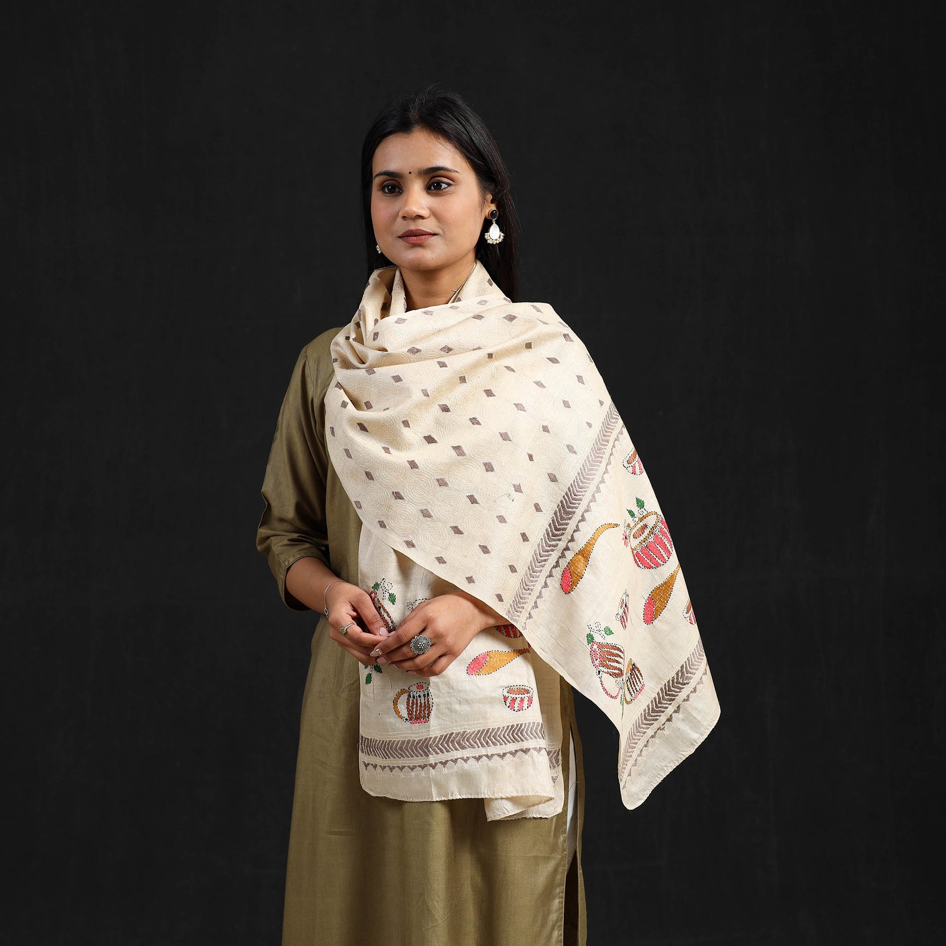 Beige - Handloom Tussar Silk Bengal Kantha Work Stole 33