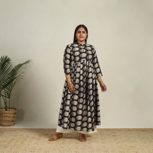 Black - Printed Cotton Flared Kalamkari Kurta 15