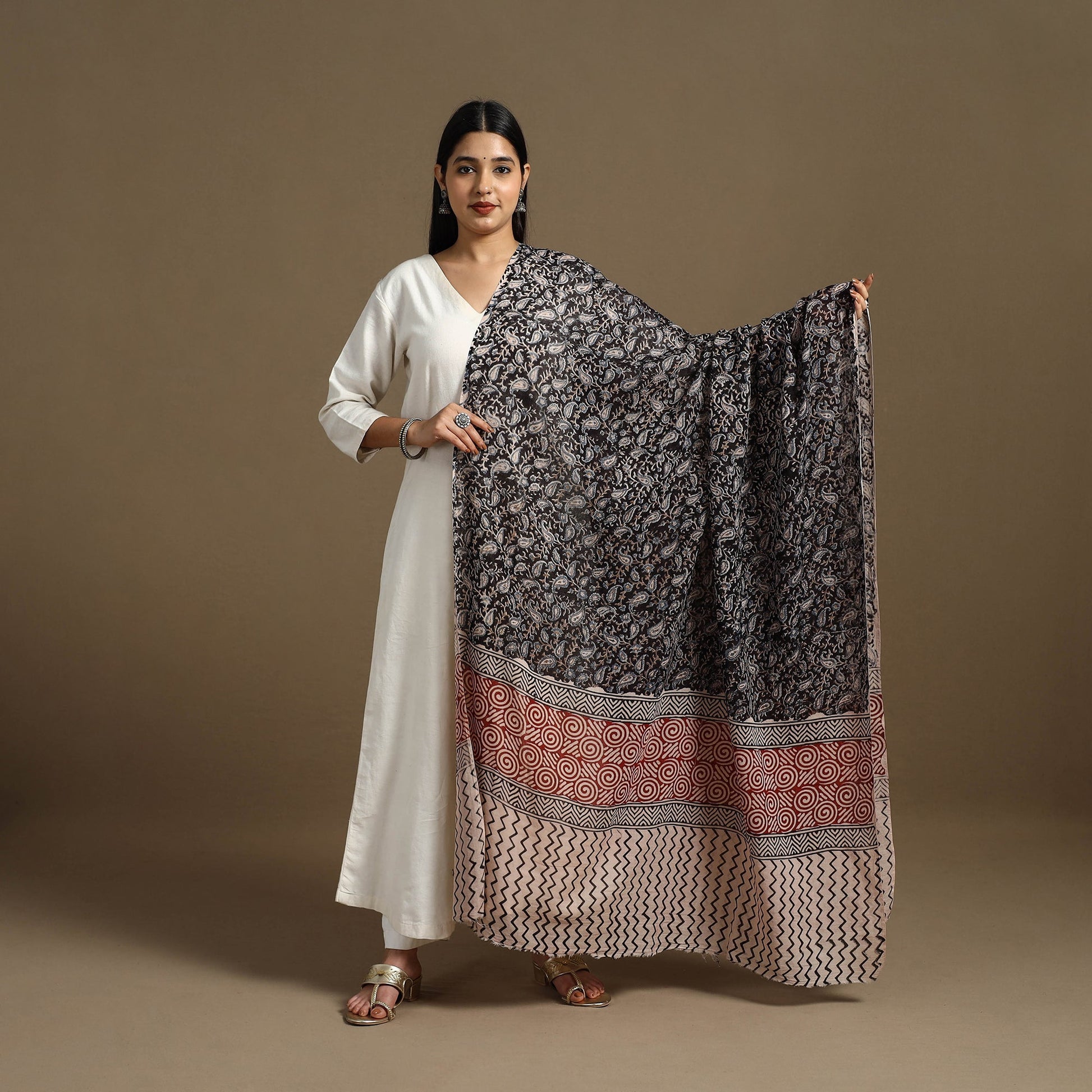 Black - Block Print Mul Cotton Bagru Dupatta 02