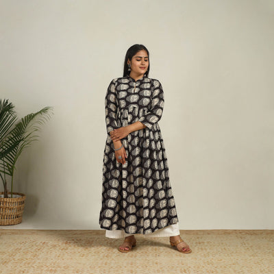 Black - Printed Cotton Flared Kalamkari Kurta 15