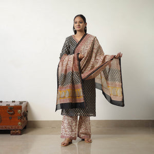 Black - Chanderi Silk Hand Block Bagru Print Kurta Set 01