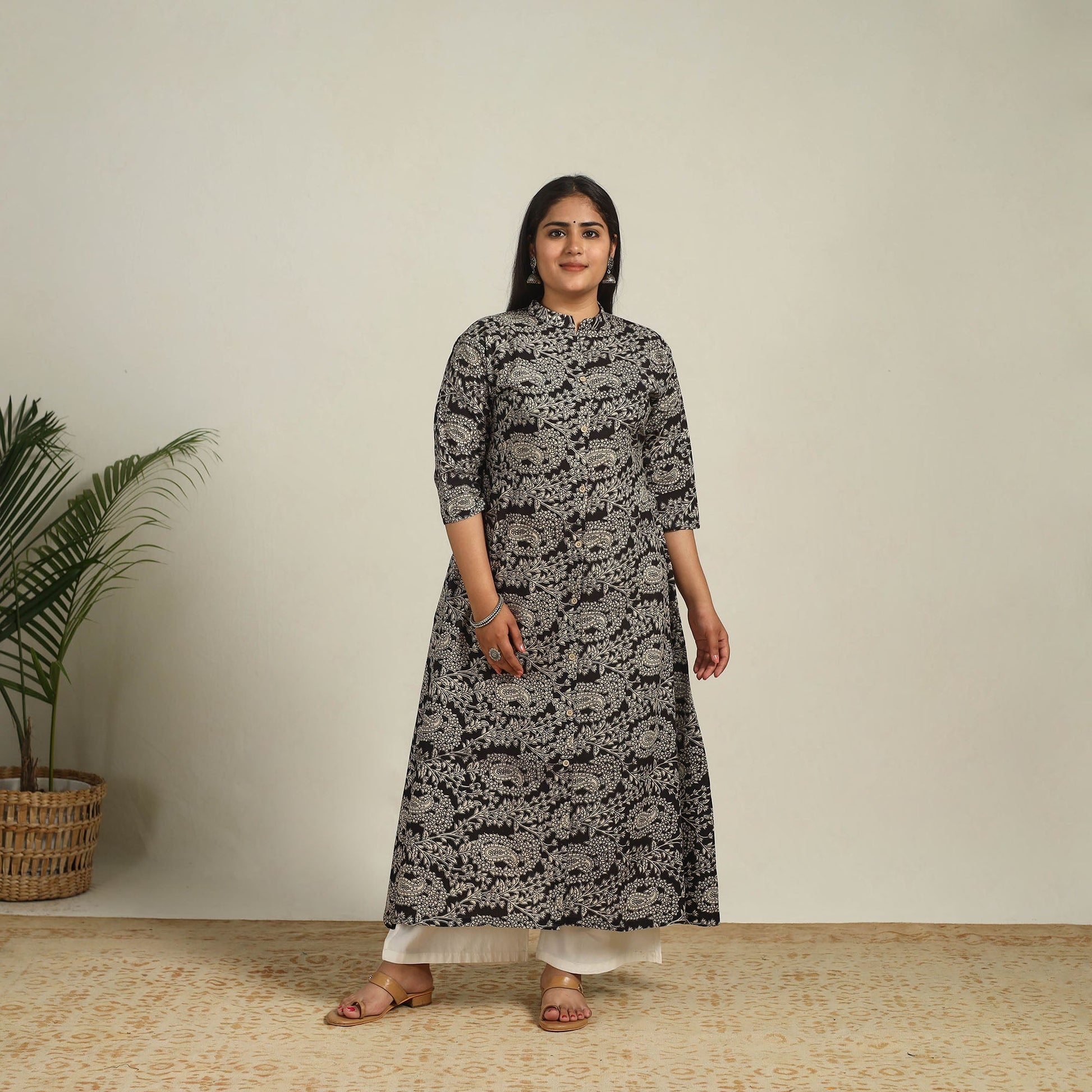 Black - Printed Cotton A-Line Kalamkari Kurta 10