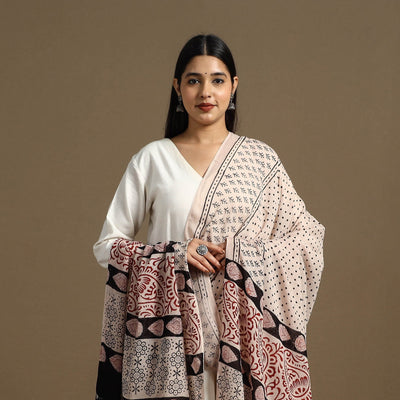 Beige - Block Print Mul Cotton Bagru Dupatta 03