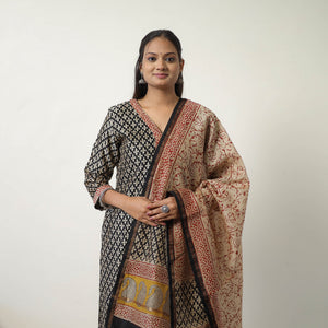 Black - Chanderi Silk Hand Block Bagru Print Kurta Set 01