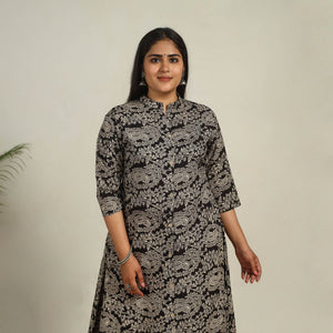 Black - Printed Cotton A-Line Kalamkari Kurta 10