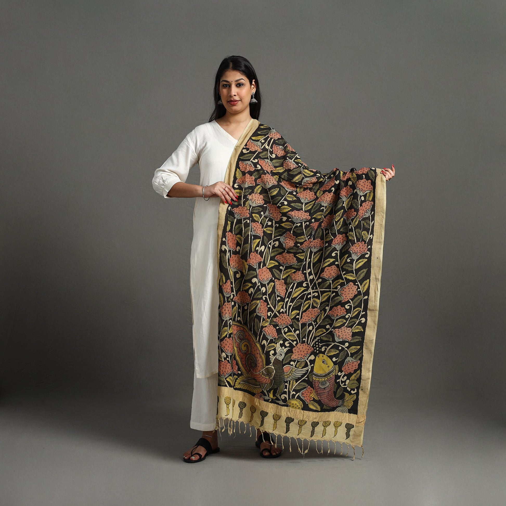 Black - Mangalagiri Cotton Handpainted Pen Work Kalamkari Dupatta 07