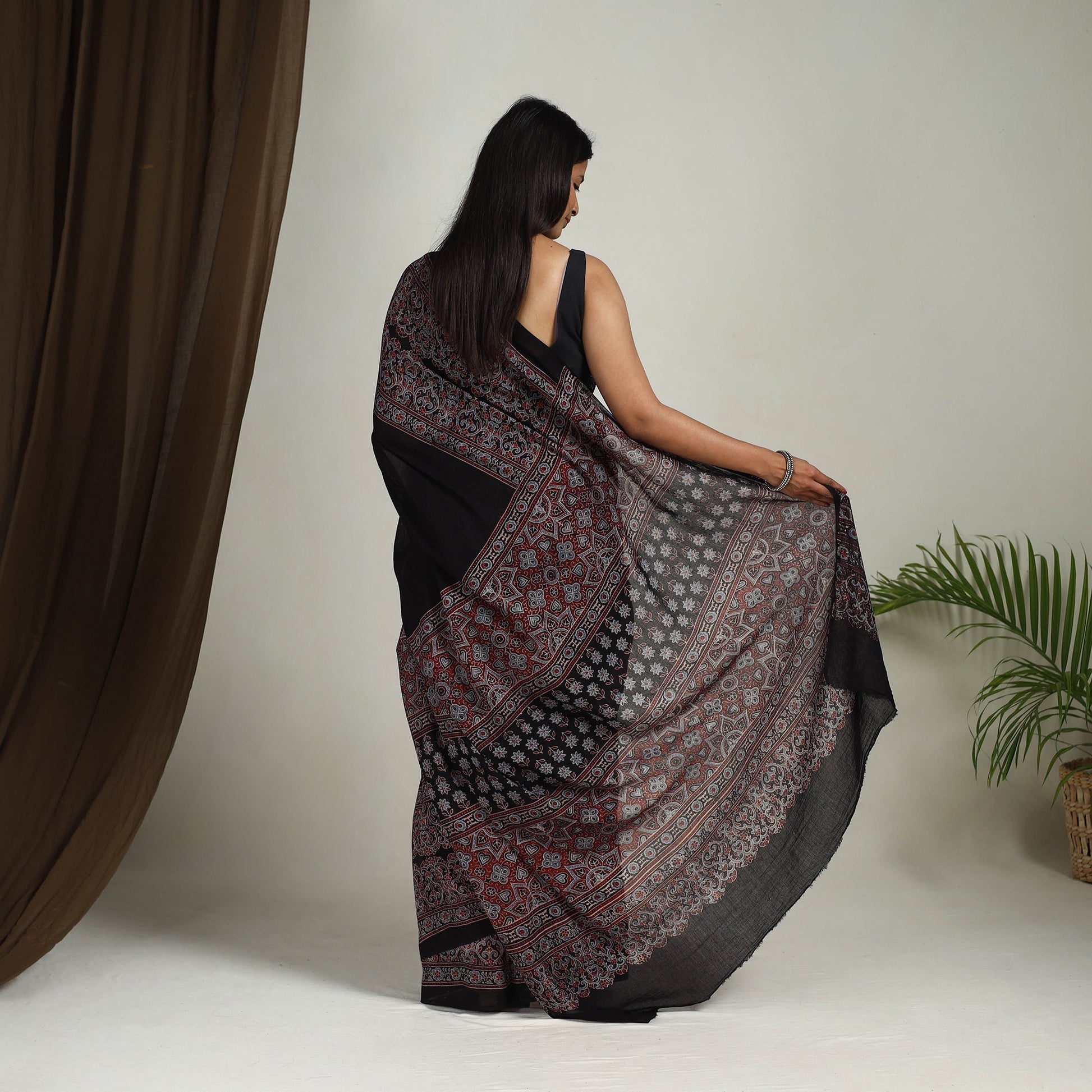 Black - Mul Cotton Block Print Ajrakh Saree 07