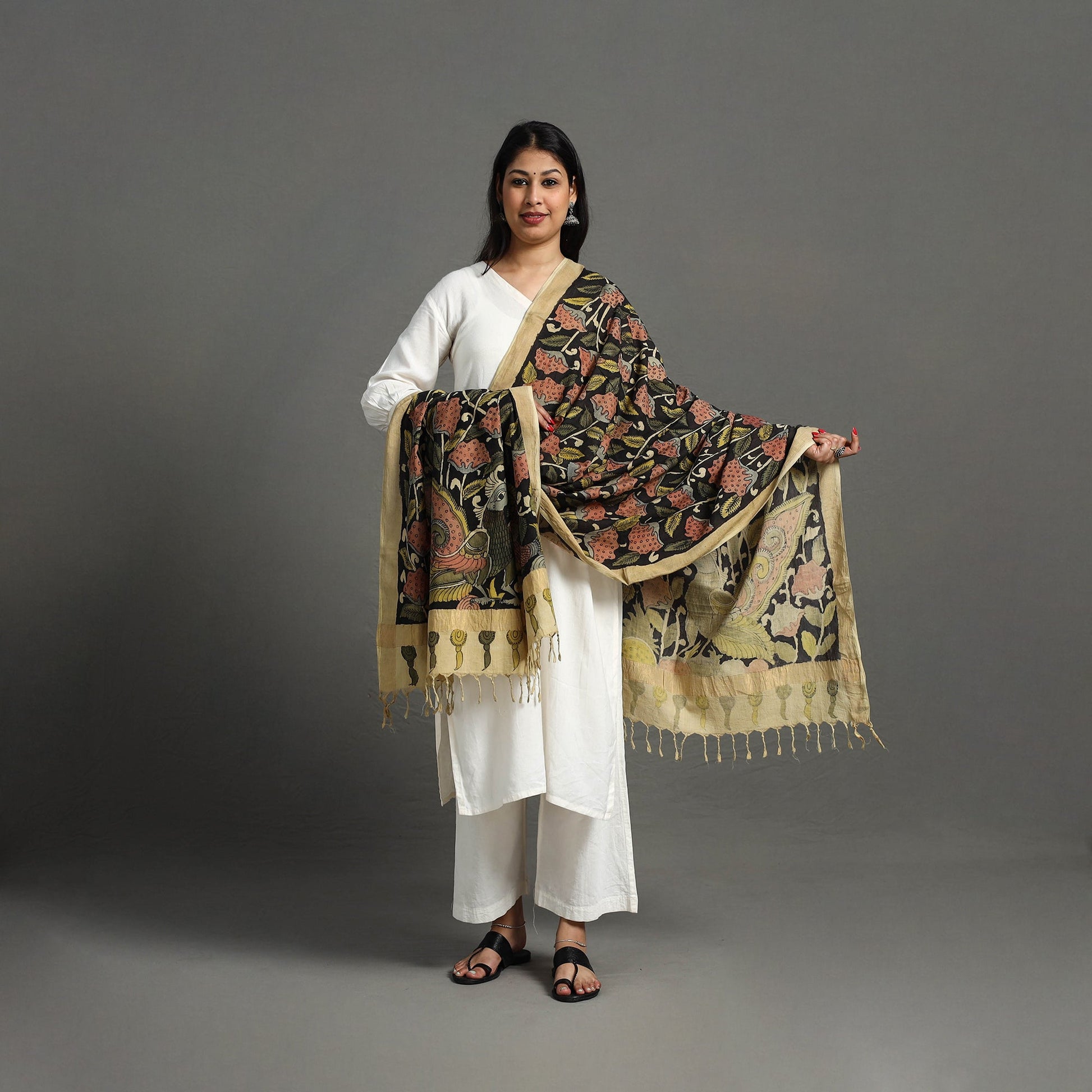 Black - Mangalagiri Cotton Handpainted Pen Work Kalamkari Dupatta 07