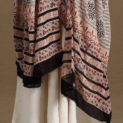 Beige - Block Print Mul Cotton Bagru Dupatta 09