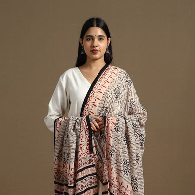 Beige - Block Print Mul Cotton Bagru Dupatta 09