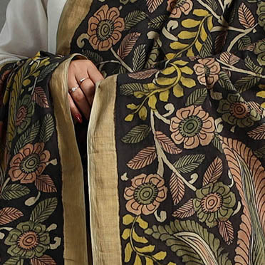 Black - Mangalagiri Cotton Handpainted Pen Work Kalamkari Dupatta 18