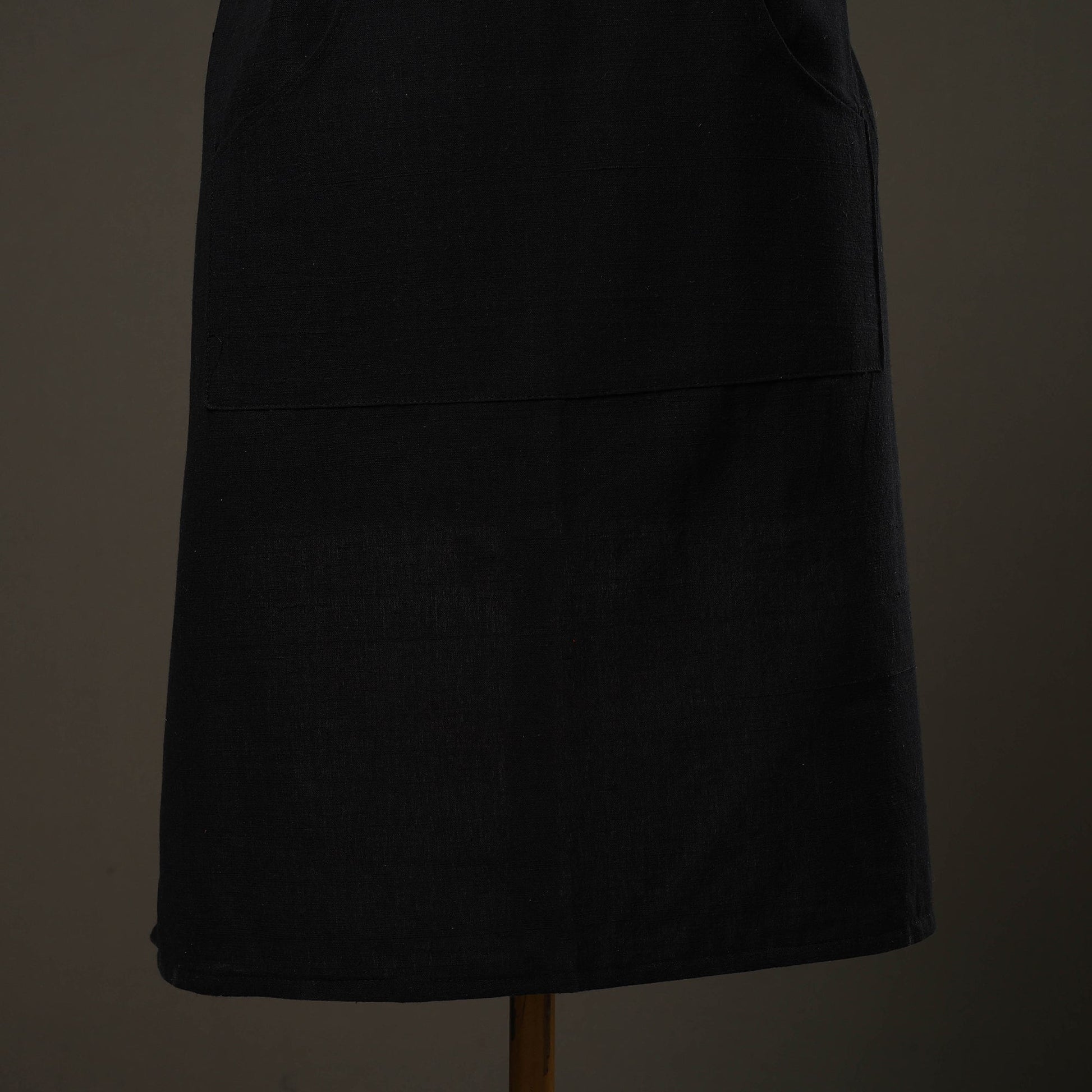 Black - Jhiri Handloom Cotton Apron with Pocket 17