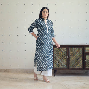 Black - Tie & Dye Cotton Straight Shibori Kurta 11