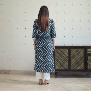 Black - Tie & Dye Cotton Straight Shibori Kurta 11