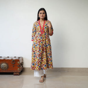 Beige - Printed Cotton Flared Kalamkari Kurta with Patchwork 04