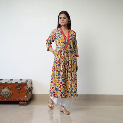 Beige - Printed Cotton Flared Kalamkari Kurta with Patchwork 04