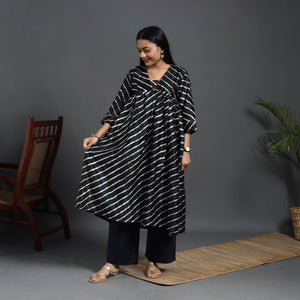 Black - Chanderi Silk Tie-Dye Flared Leheriya Kurta 09