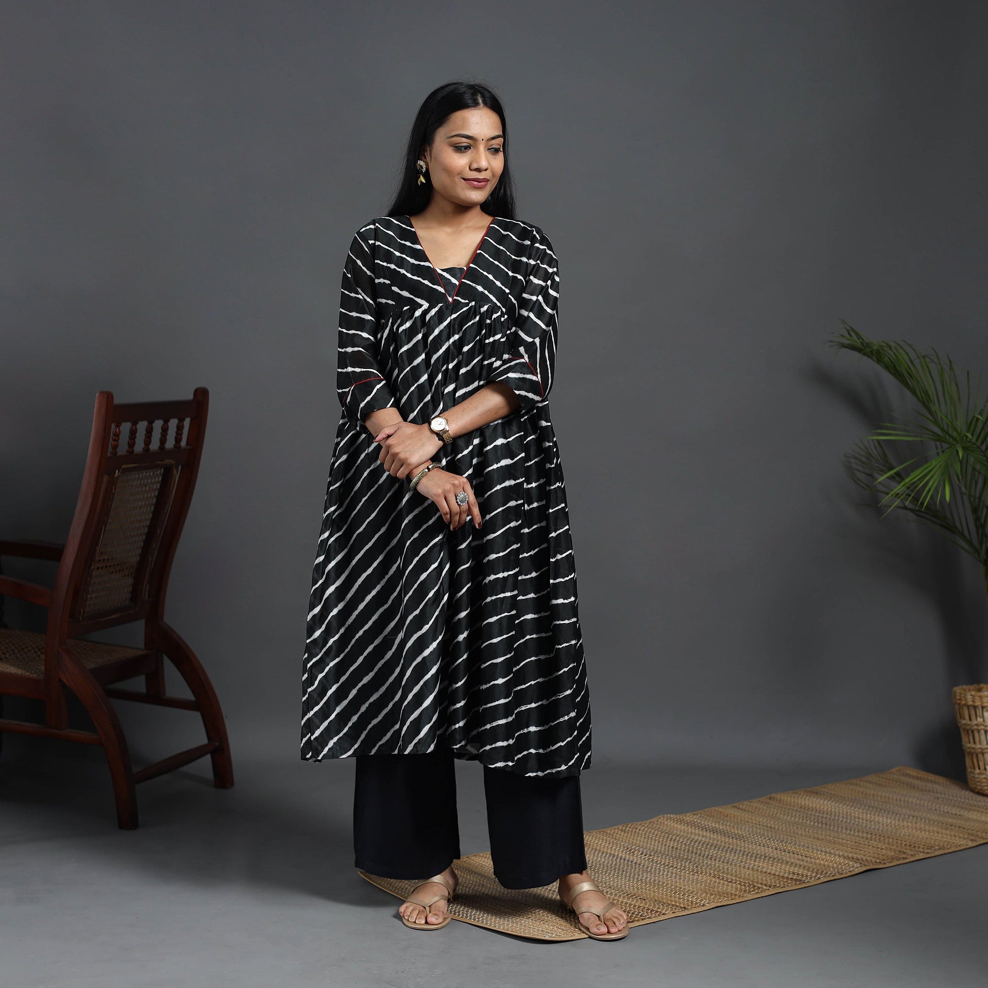 Black - Chanderi Silk Tie-Dye Flared Leheriya Kurta 09