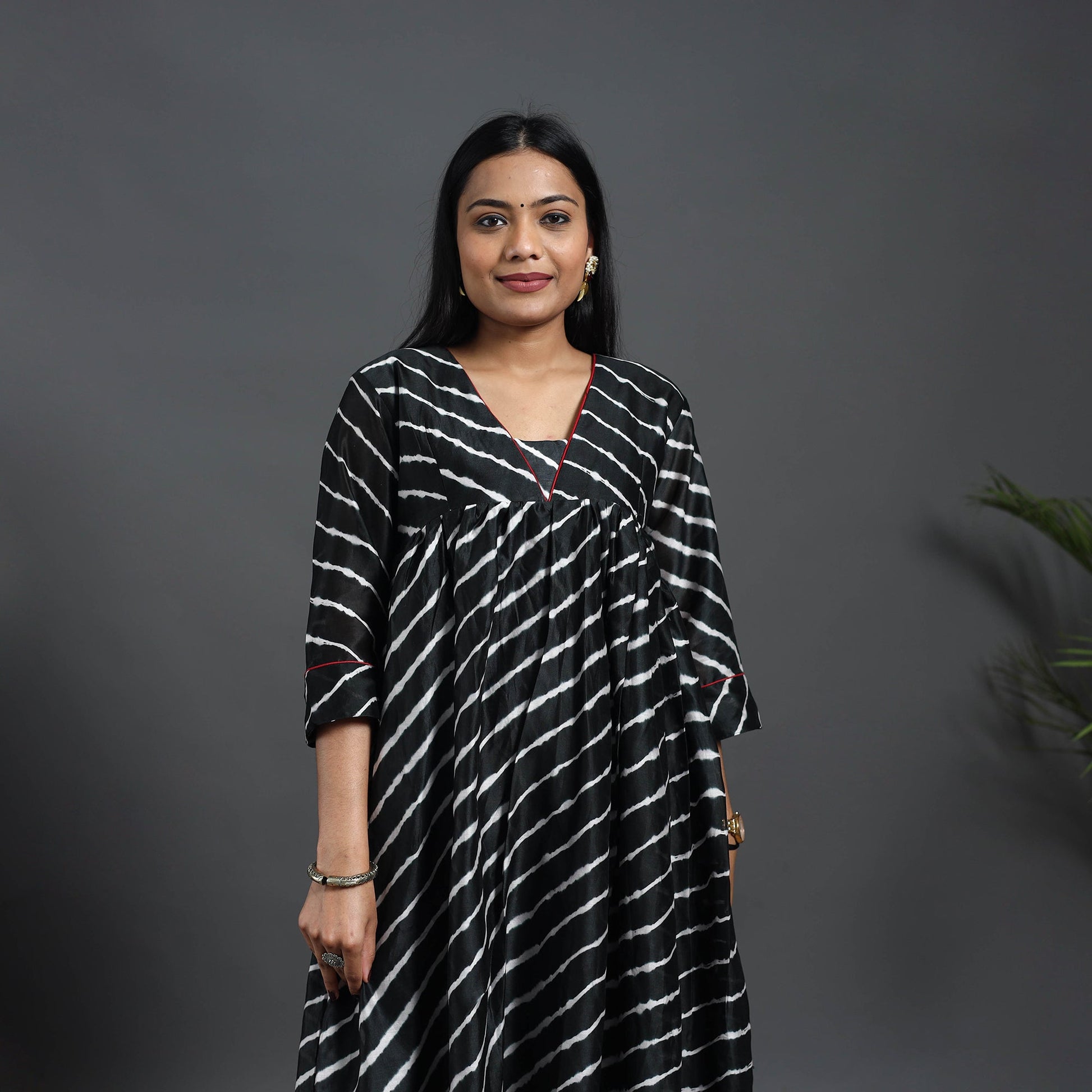 Black - Chanderi Silk Tie-Dye Flared Leheriya Kurta 09
