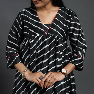 Black - Chanderi Silk Tie-Dye Flared Leheriya Kurta 09