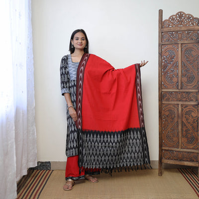 Black - Handloom Cotton Pochampally Ikat Kurta Set 09