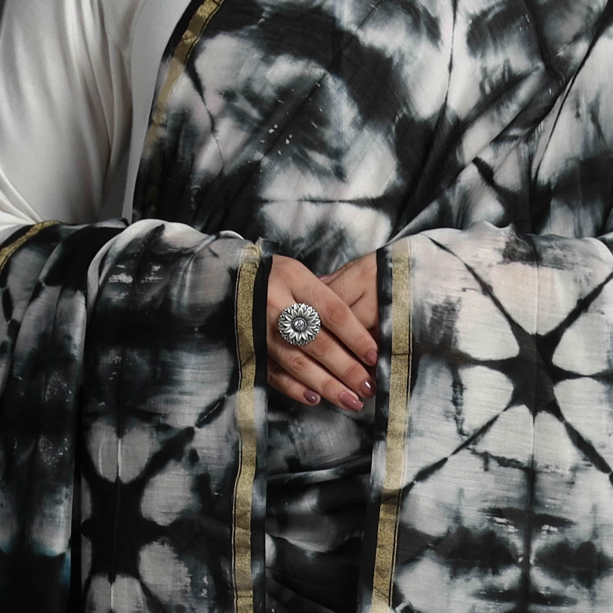 Black - Exclusive!! Handloom Shibori Tie-Dye Chanderi Silk Dupatta with Zari Border