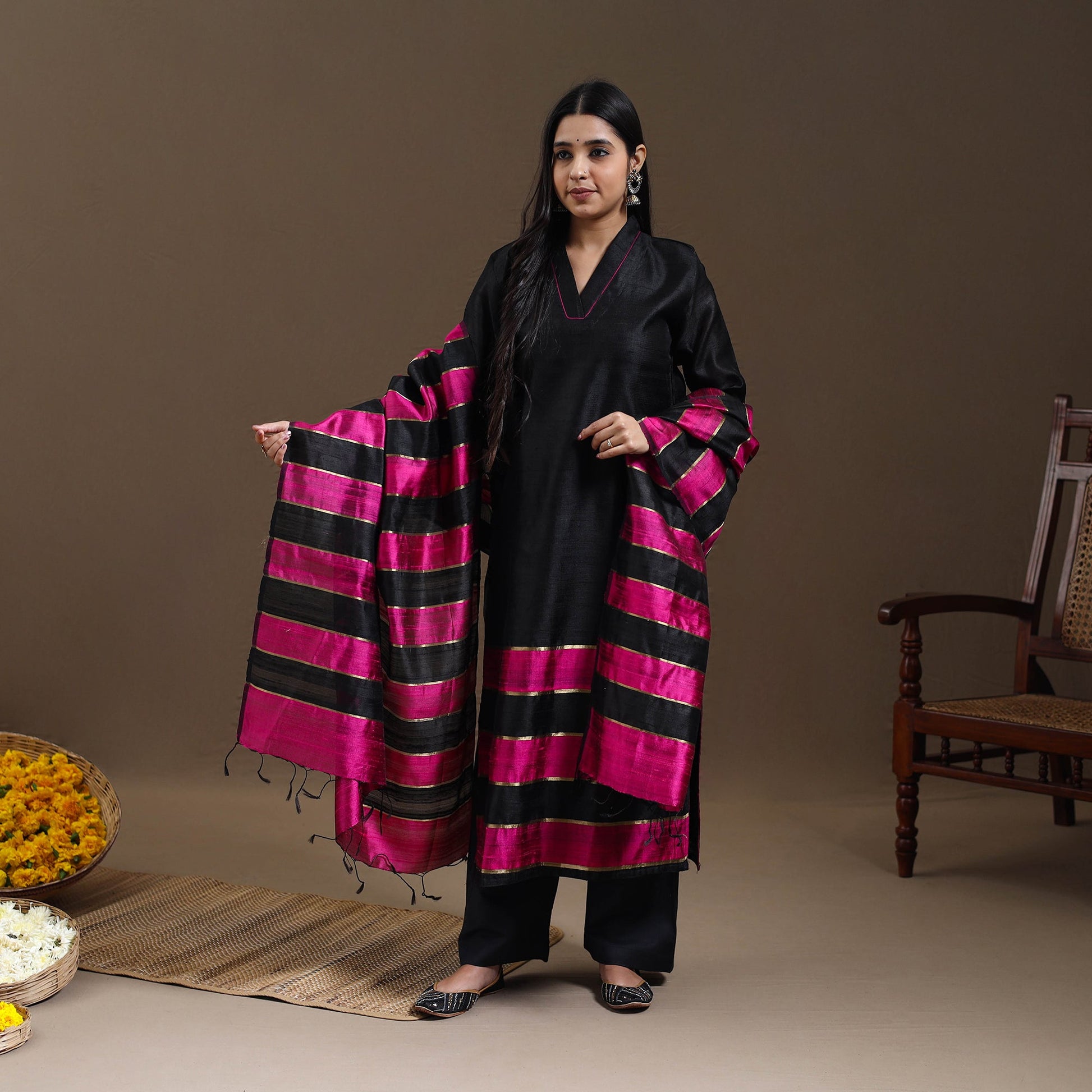 Black - Bhagalpuri Handloom Tussar Silk Suit Set 08