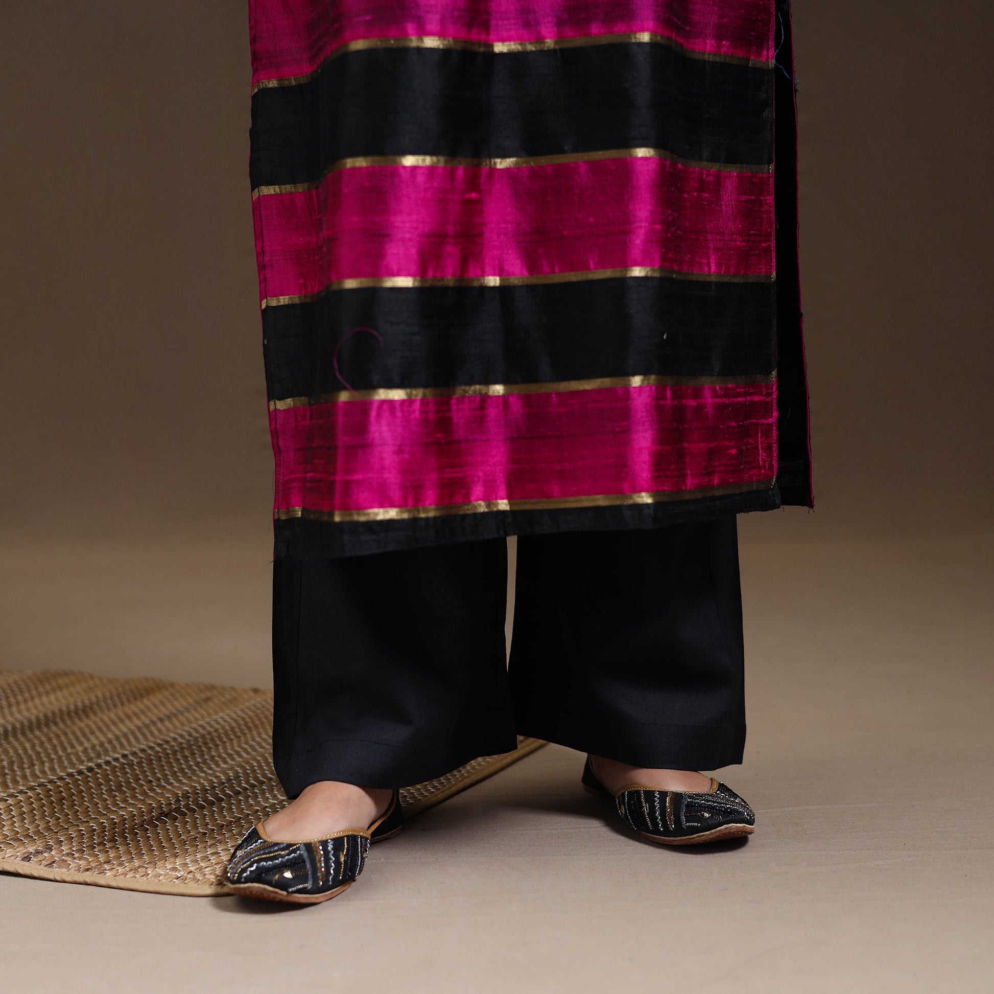 Black - Bhagalpuri Handloom Tussar Silk Suit Set 08