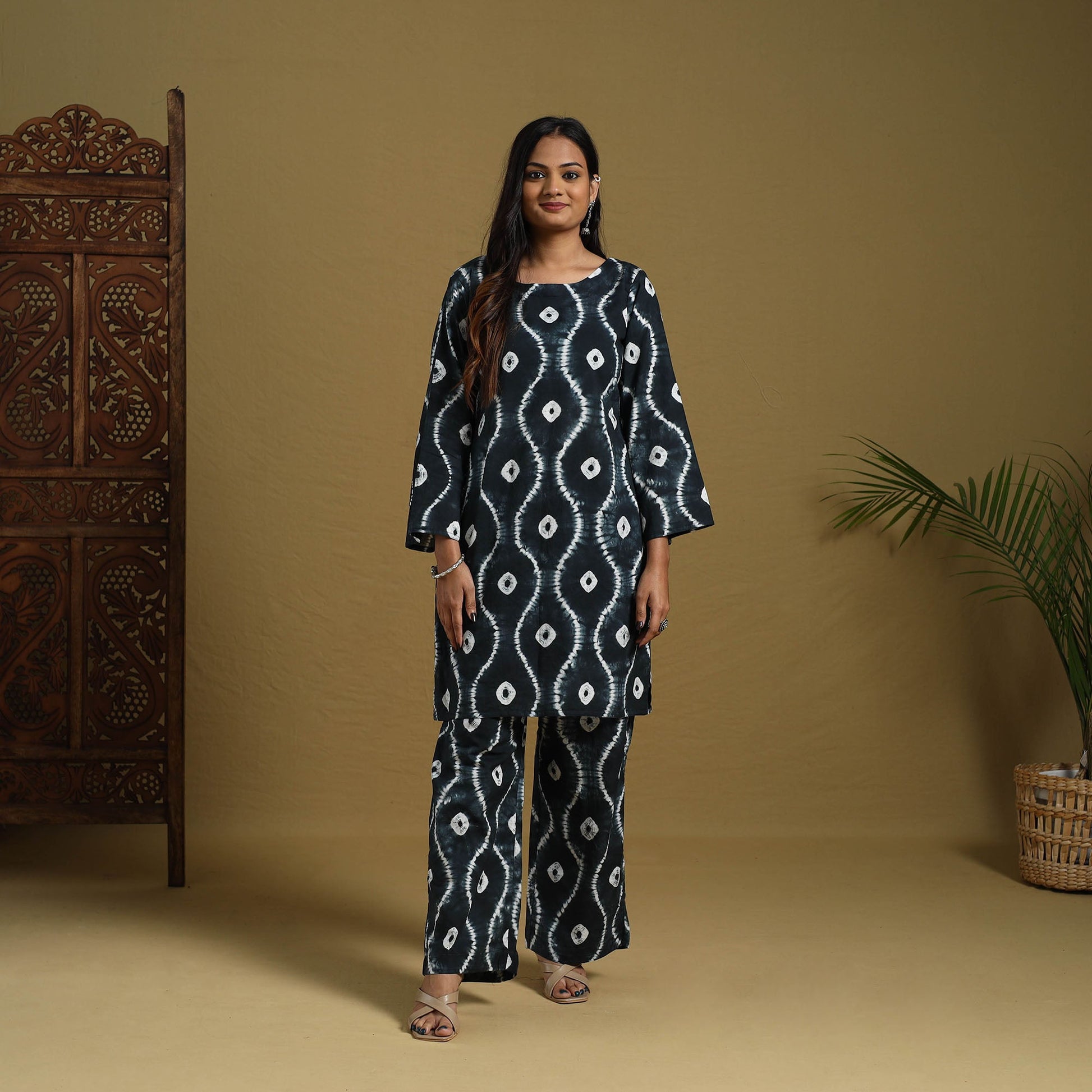 Black - Tie & Dye Cotton Shibori Co-Ord Set 12