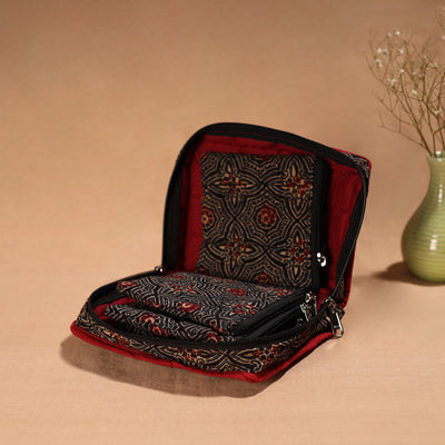 Handmade 4 Pockets Cotton Jewellery Bag 03